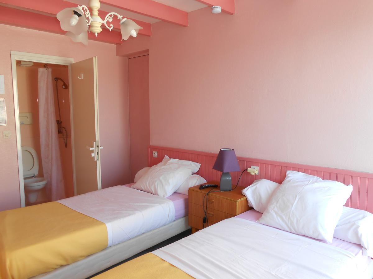 Hotel Le Cargo Rochefort  Exterior photo